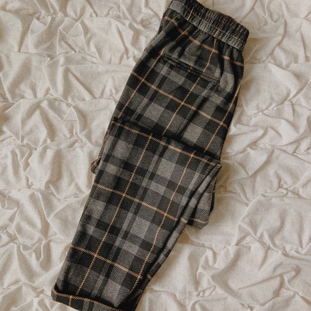 Plaid cloth pants